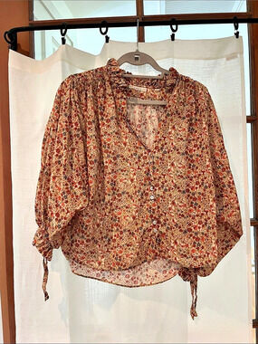 Doen Floral Ruffle Button-Up Shirt size small
